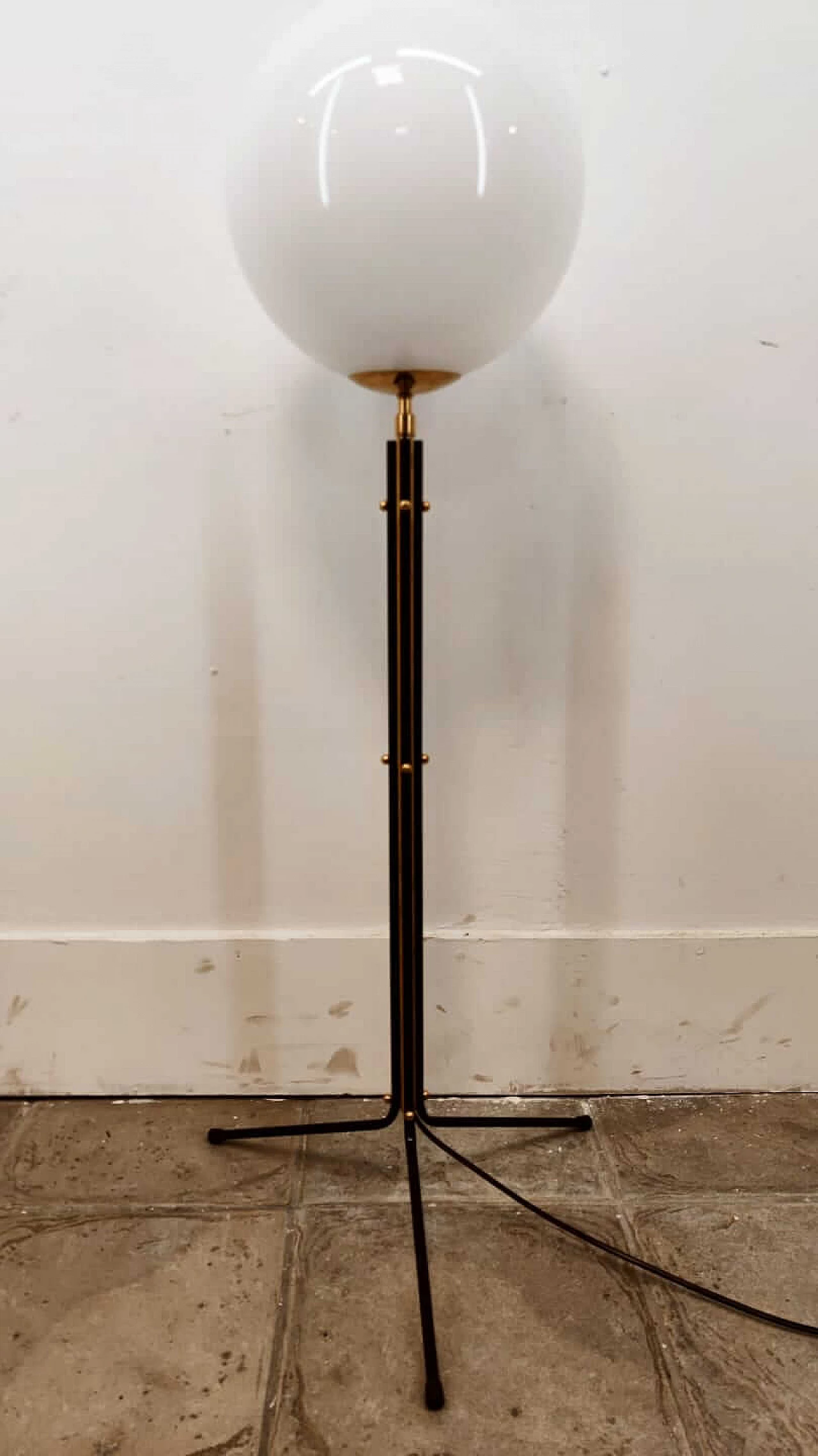 White sphere floor lamp, 1960s 1377877