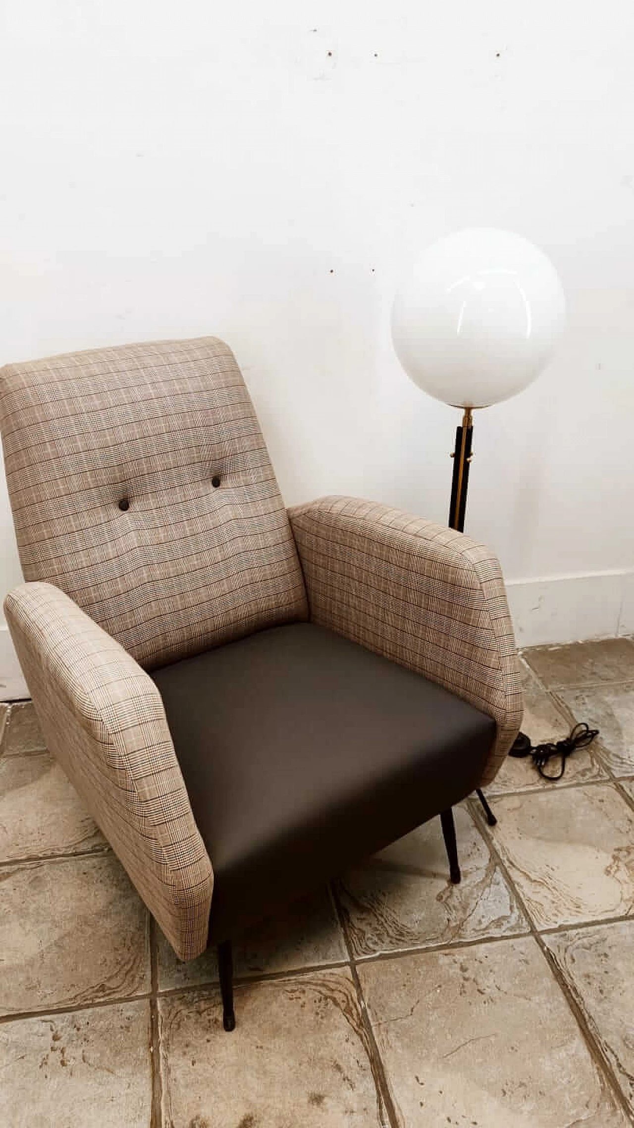 White sphere floor lamp, 1960s 1377878