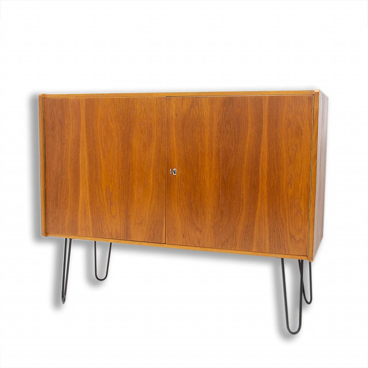 Credenza U-450 di Jiří Jiroutek, anni '60 1378557