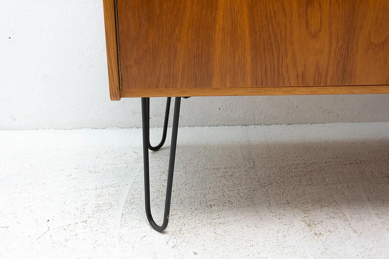 Credenza U-450 di Jiří Jiroutek, anni '60 1378574