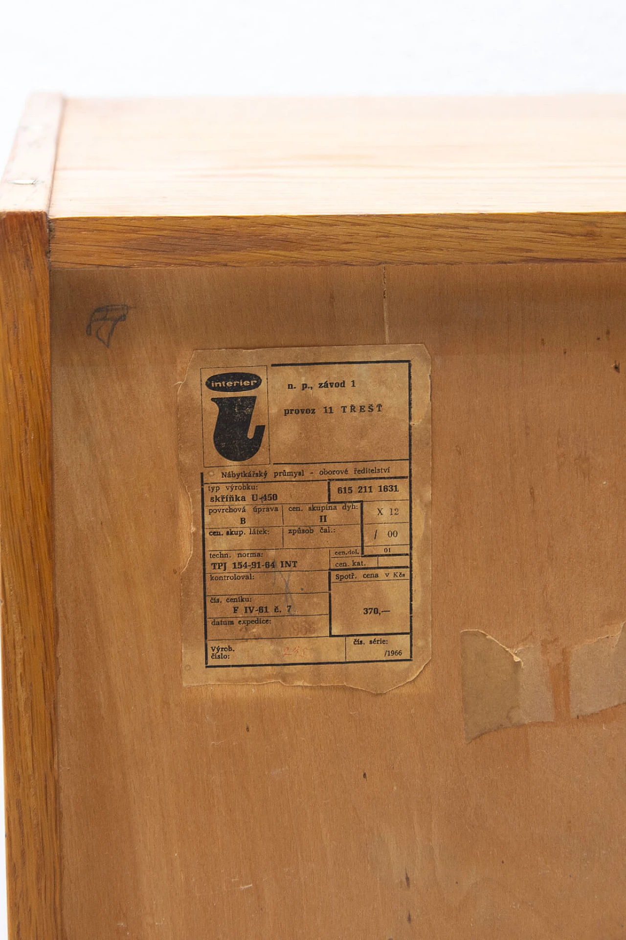 Credenza U-450 di Jiří Jiroutek, anni '60 1378583