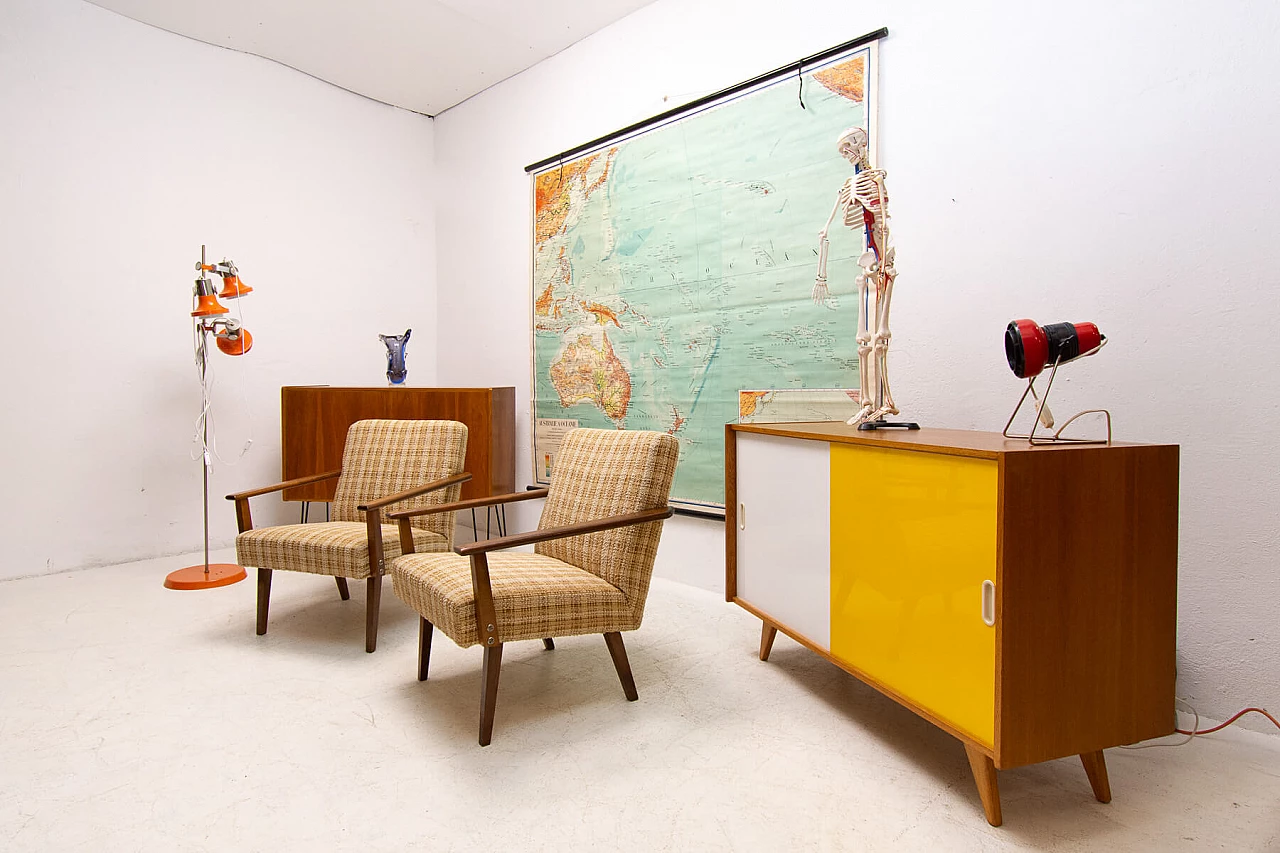 Credenza U-450 di Jiří Jiroutek, anni '60 1378585