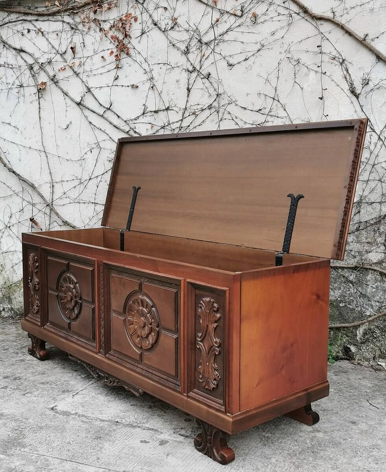 Wooden carved chest, 1970s 1379058