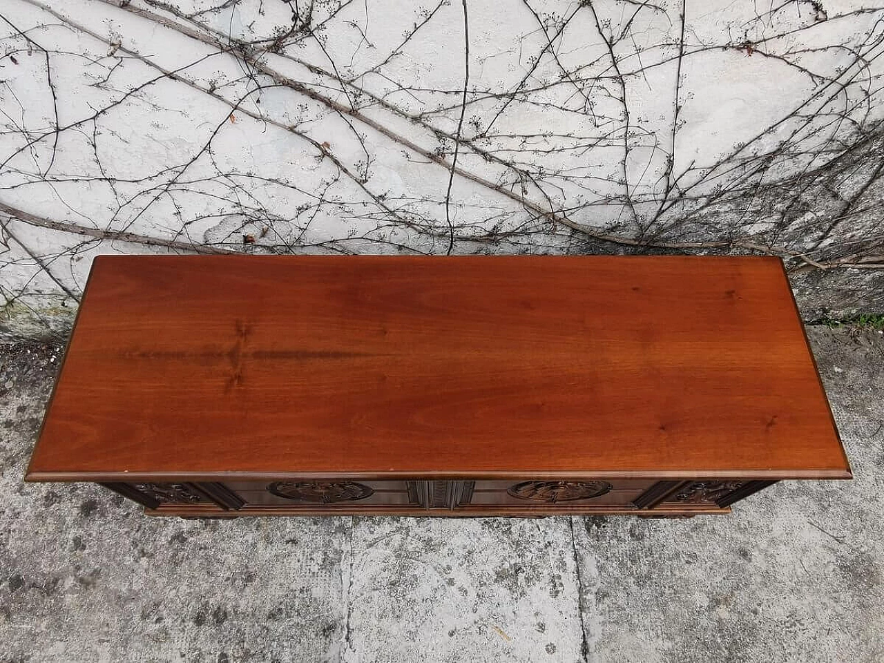 Cassapanca in legno intagliato, anni '70 1379062