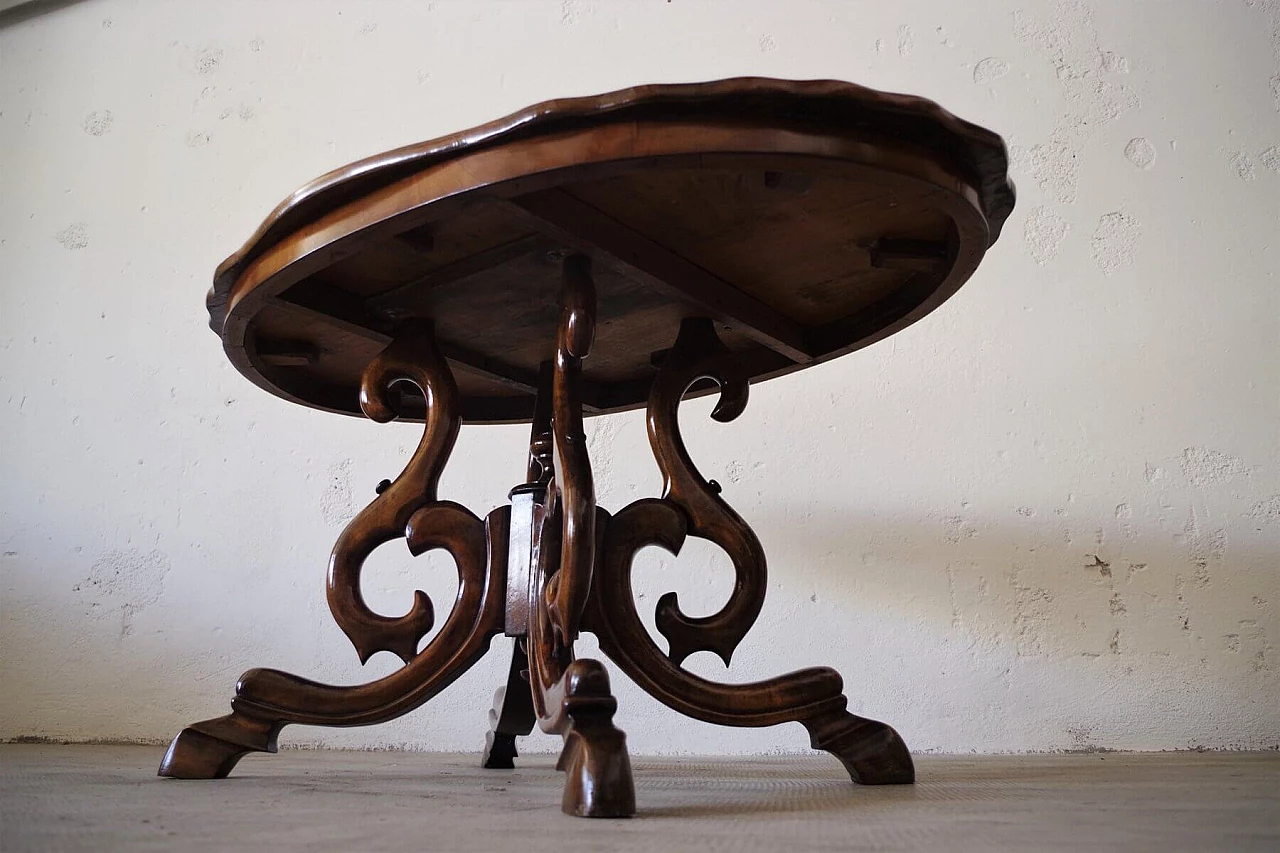 Carved walnut coffee table, 19th century 1379680
