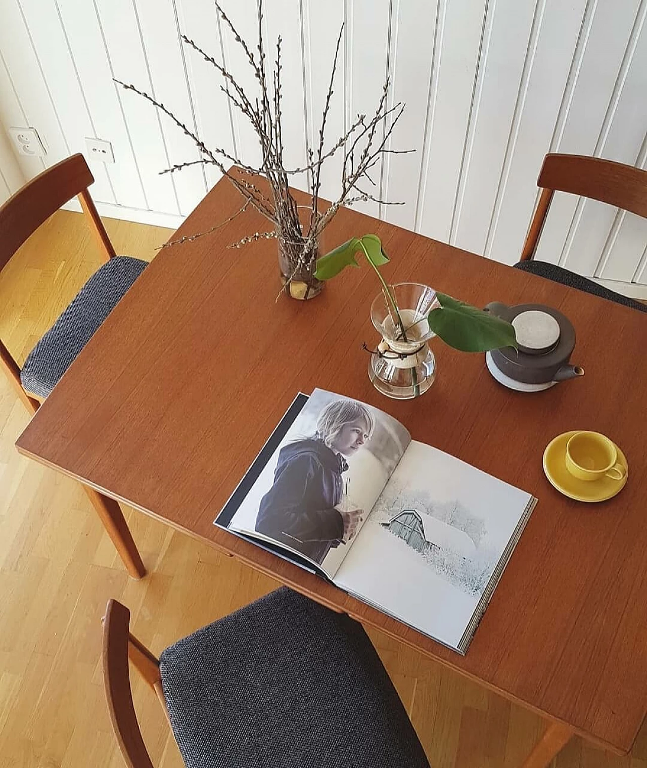 Danish teak extensible table, 60s 1379911