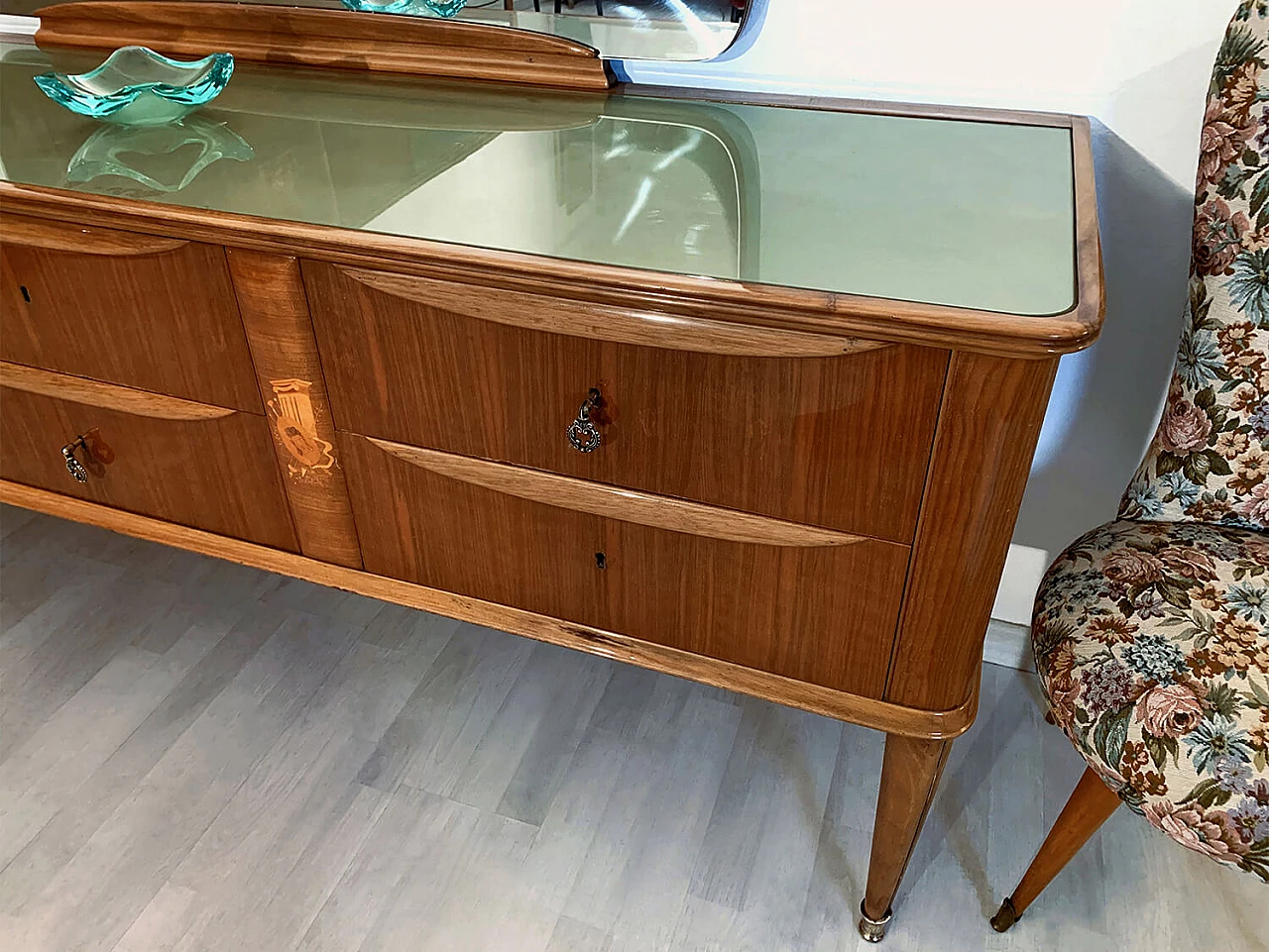 Italian Mid Century Inlaid Chest of Drawers with Mirror by Paolo Buffa, 1950s 1380283