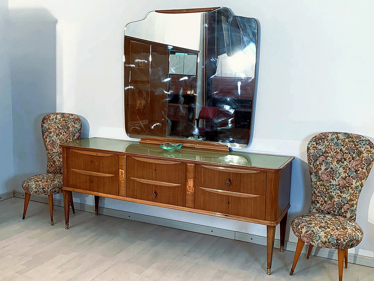 Italian Mid Century Inlaid Chest of Drawers with Mirror by Paolo Buffa, 1950s 1380288