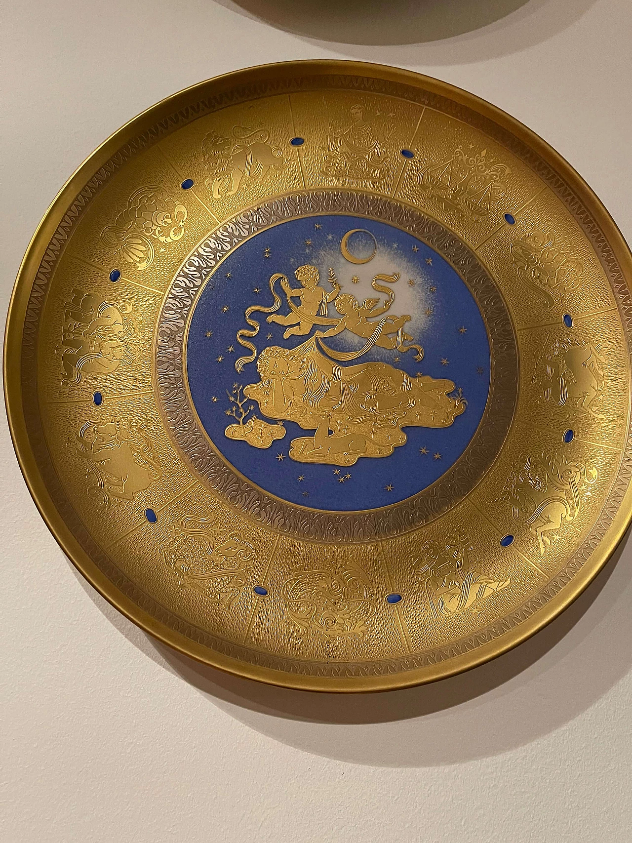 Coppia di piatti in porcellana Notte e Giorno di Arte Morbelli, anni '70 1380309
