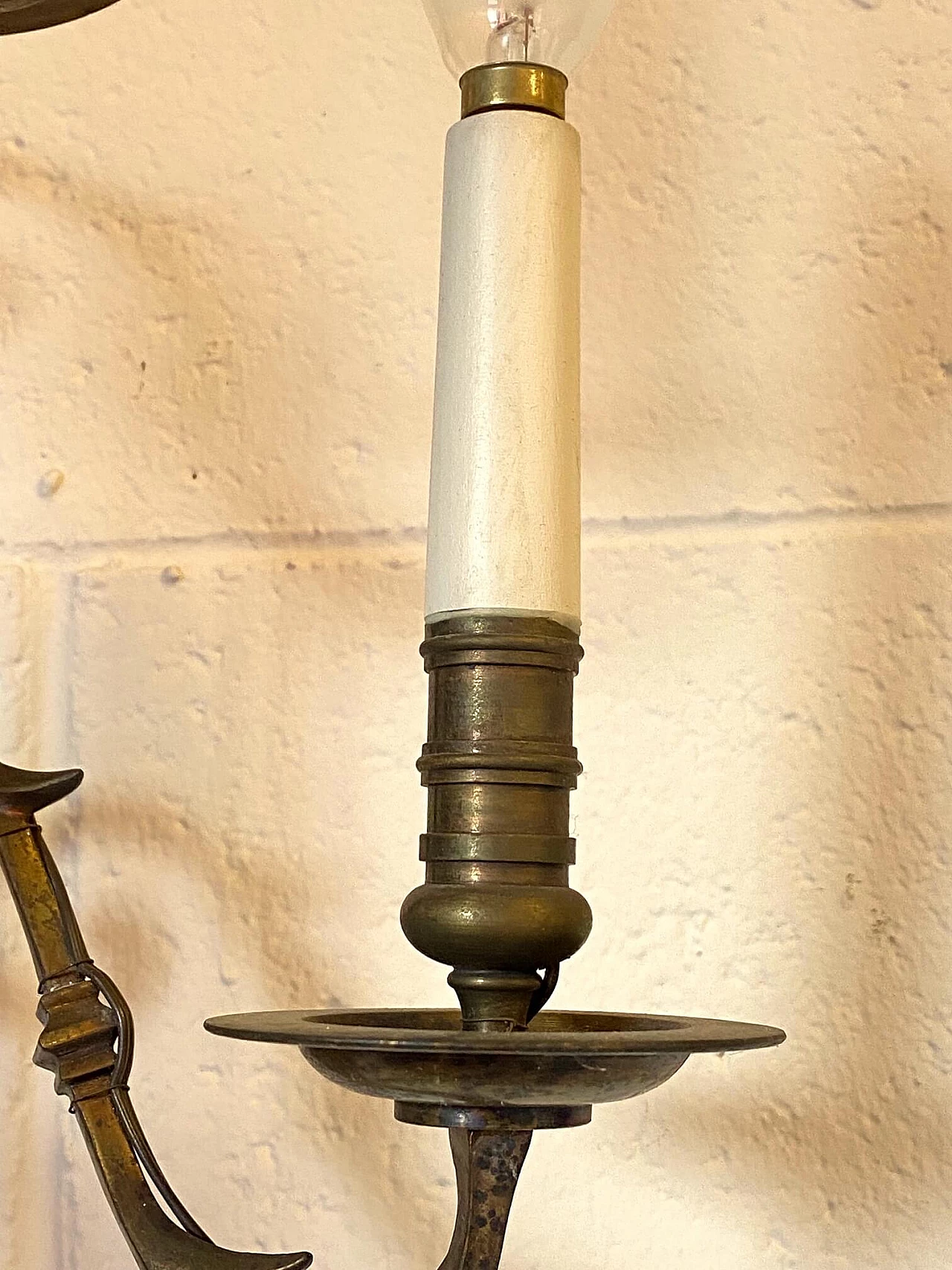 Pair of wall lamps in Flemish style, 40s 1381265