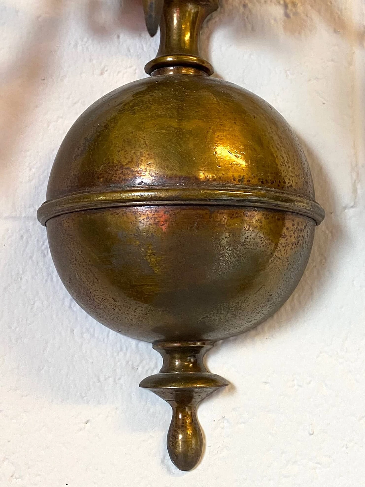 Pair of wall lamps in Flemish style, 40s 1381268