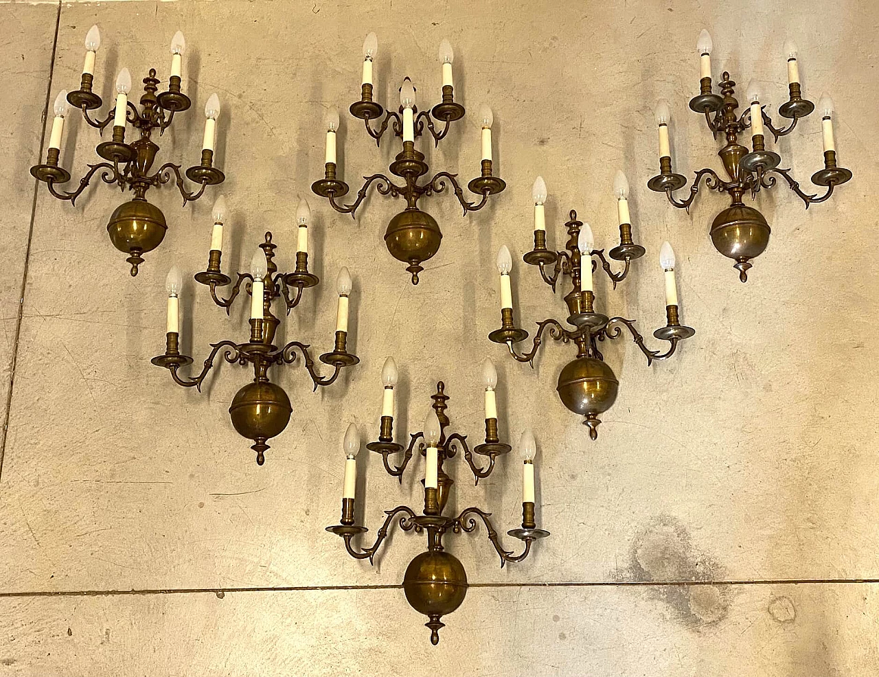 Pair of wall lamps in Flemish style, 40s 1381273