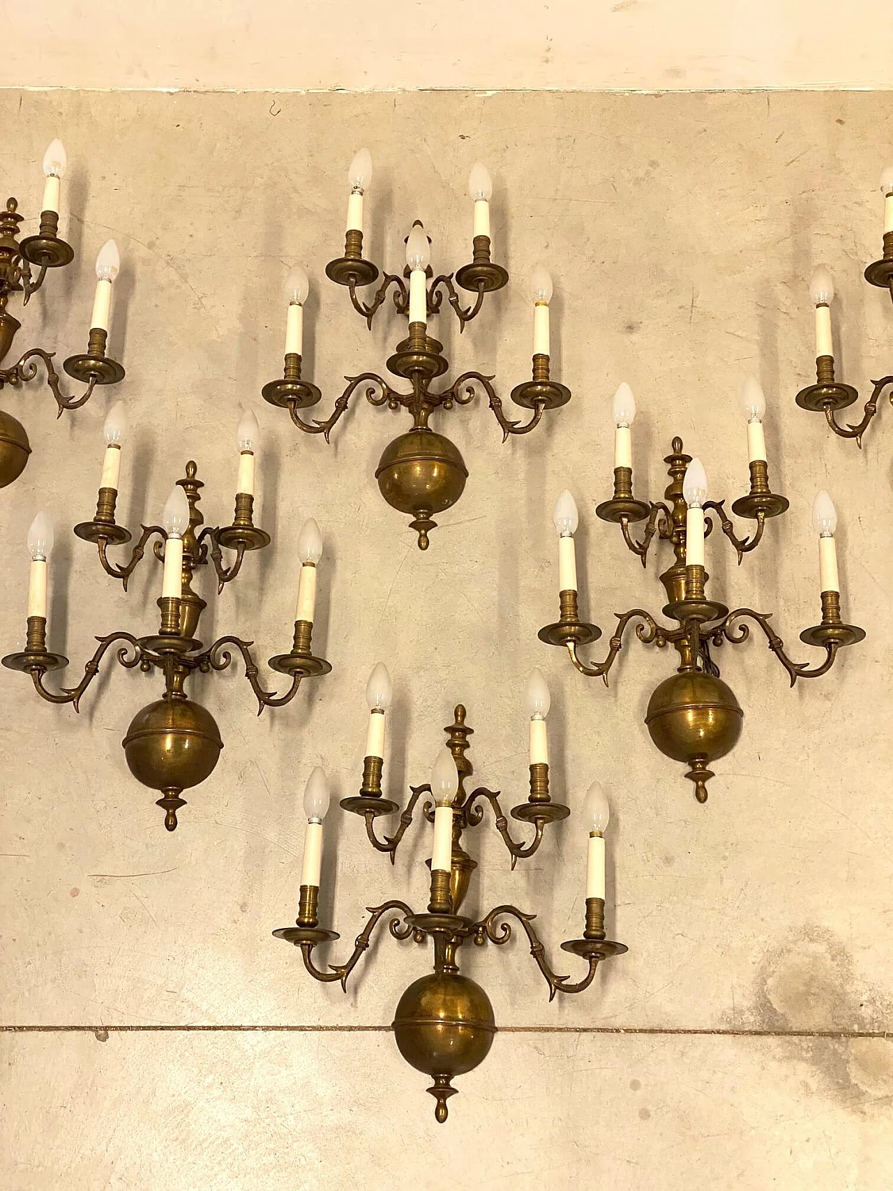 Pair of wall lamps in Flemish style, 40s 1381274