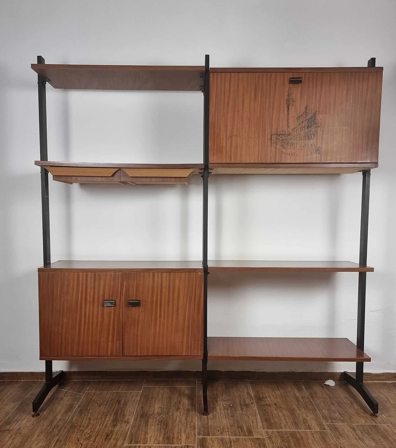 Libreria in metallo nero e legno, anni '60 1381287