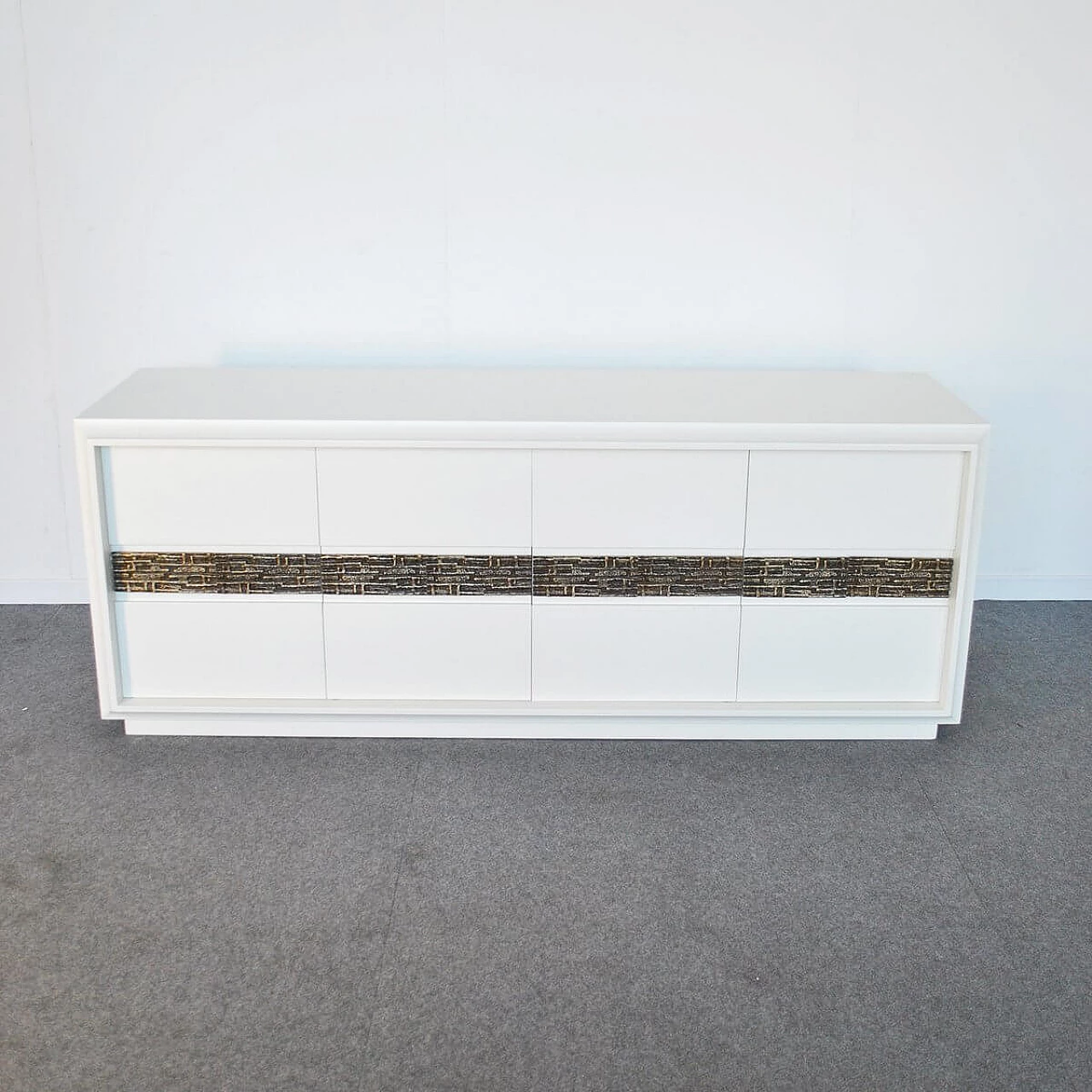 Ivory-painted walnut sideboard by Luciano Frigerio, 1970s 1381566