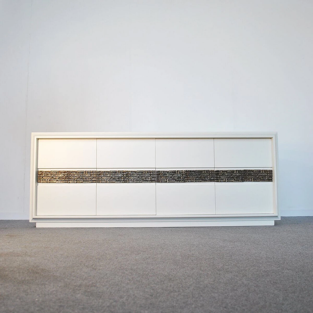 Ivory-painted walnut sideboard by Luciano Frigerio, 1970s 1381574