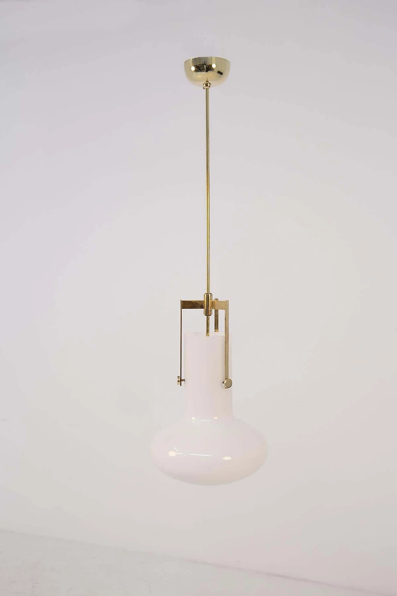 Ignazio Gardella pendant lamp for Azucena in brass and glass, 1960 1382186