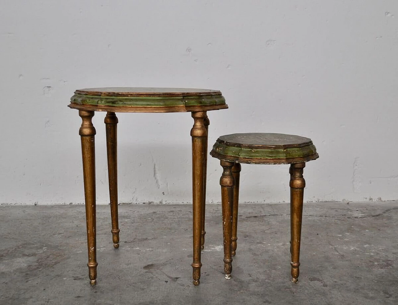 Pair of coffee tables in hand-lacquered wood, 70s 1382401