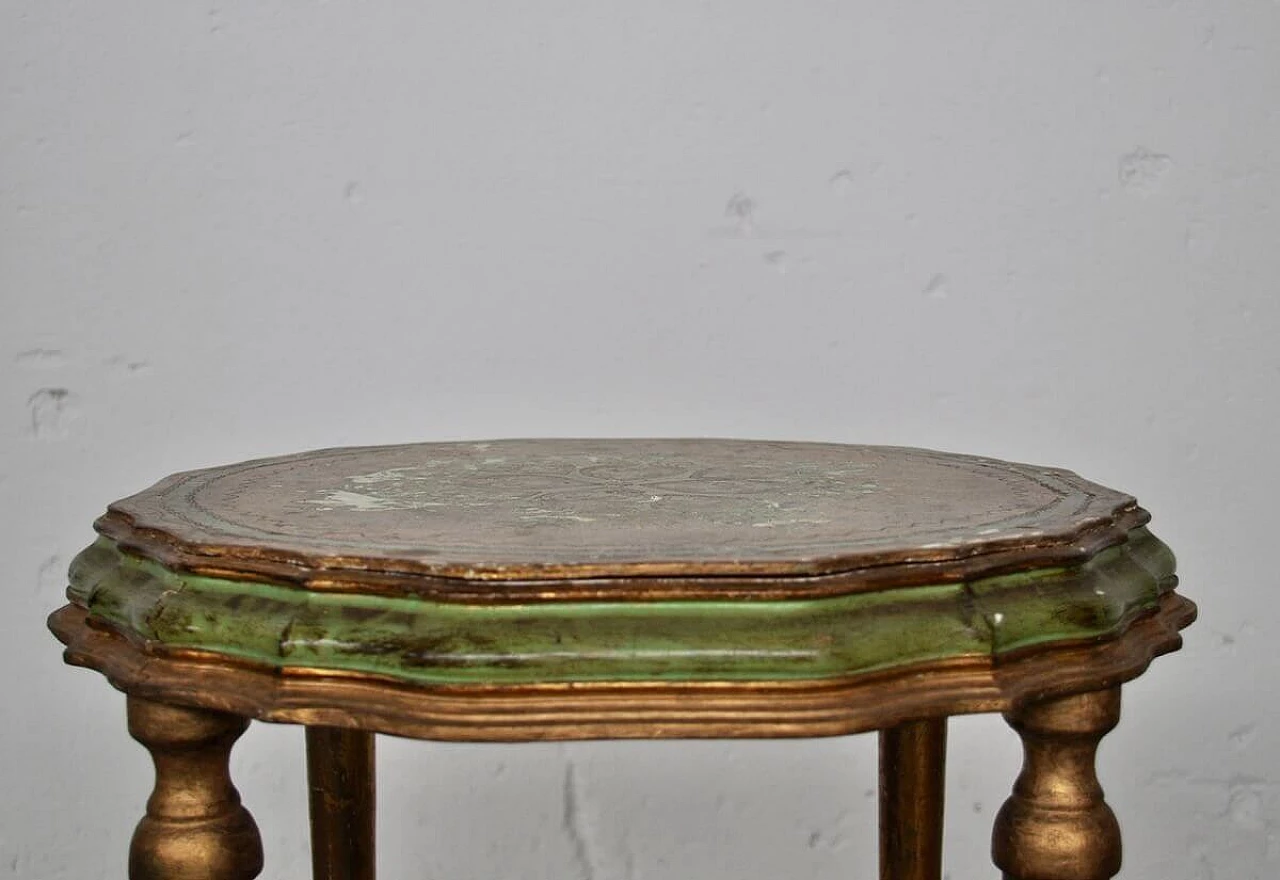 Coppia di tavolini in legno laccato a mano, anni '70 1382405
