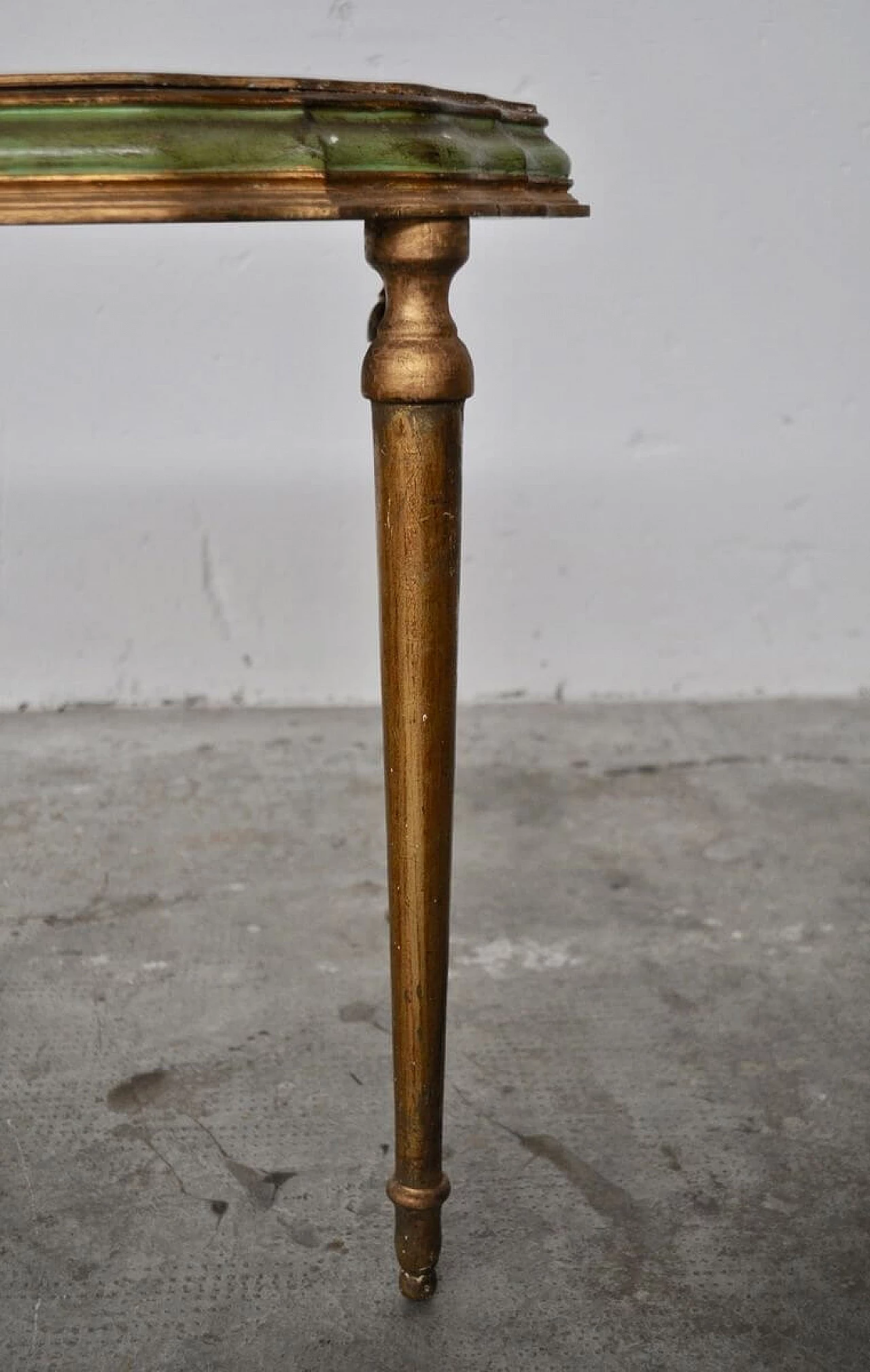 Pair of coffee tables in hand-lacquered wood, 70s 1382406