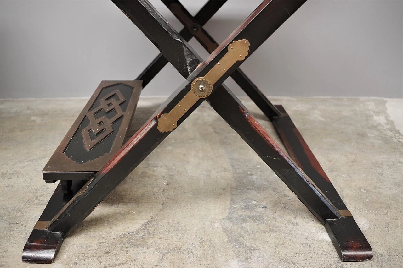 Pair of folding chairs in wood and brass by Ming, 20s 1382468