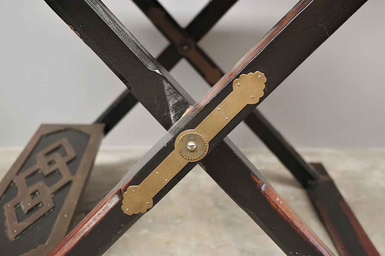 Pair of folding chairs in wood and brass by Ming, 20s 1382469