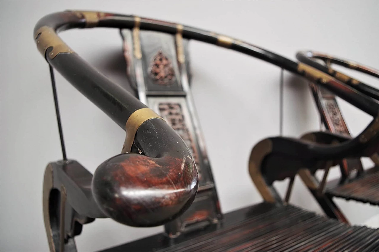 Pair of folding chairs in wood and brass by Ming, 20s 1382472