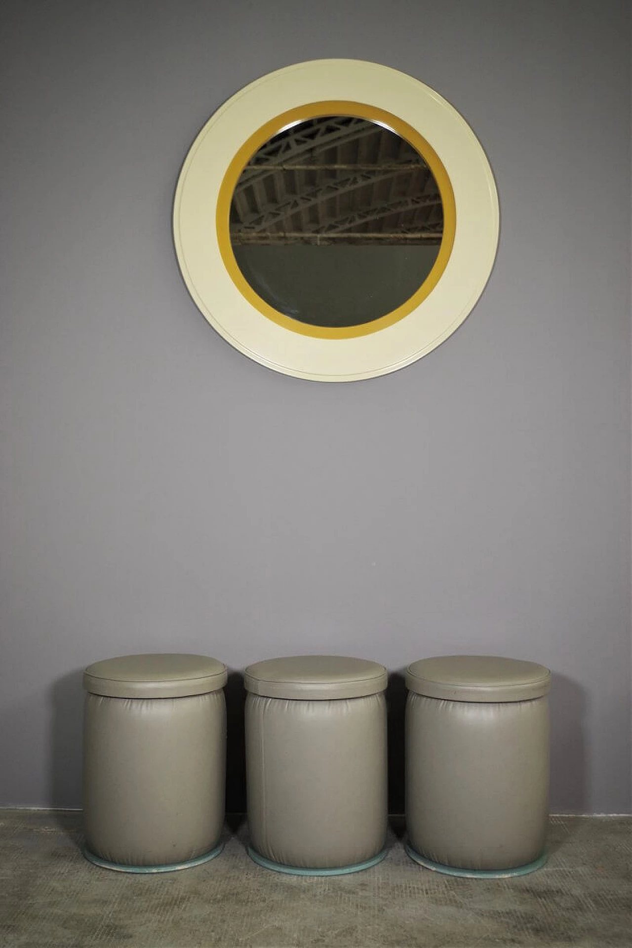 3 Pouf in multistrato e similpelle, anni '80 1382493