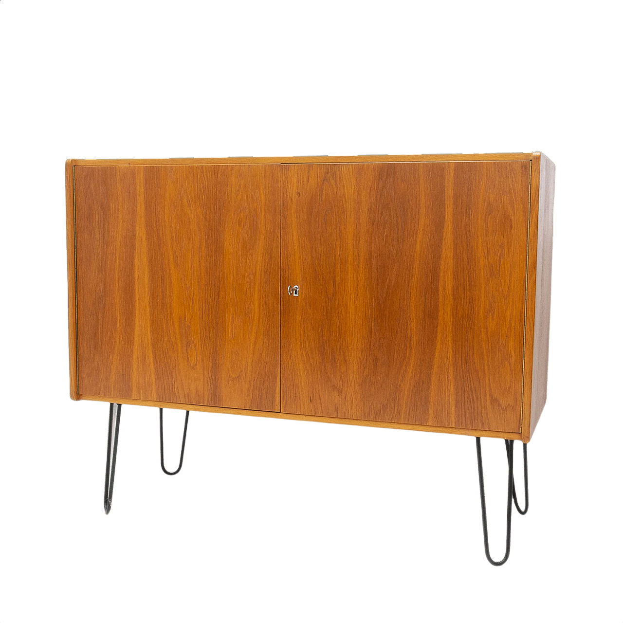 Credenza U-450 di Jiří Jiroutek, anni '60 1382602