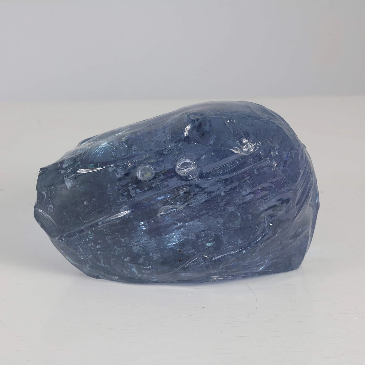 Vetro azzurro scalpellato, anni '60 1382927