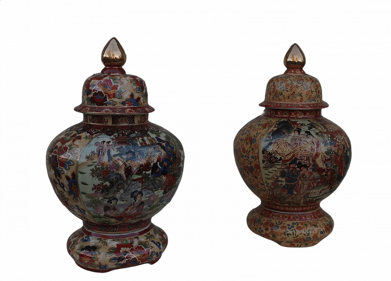 Coppia di vasi in ceramica dipinta a mano, anni '60 1383532