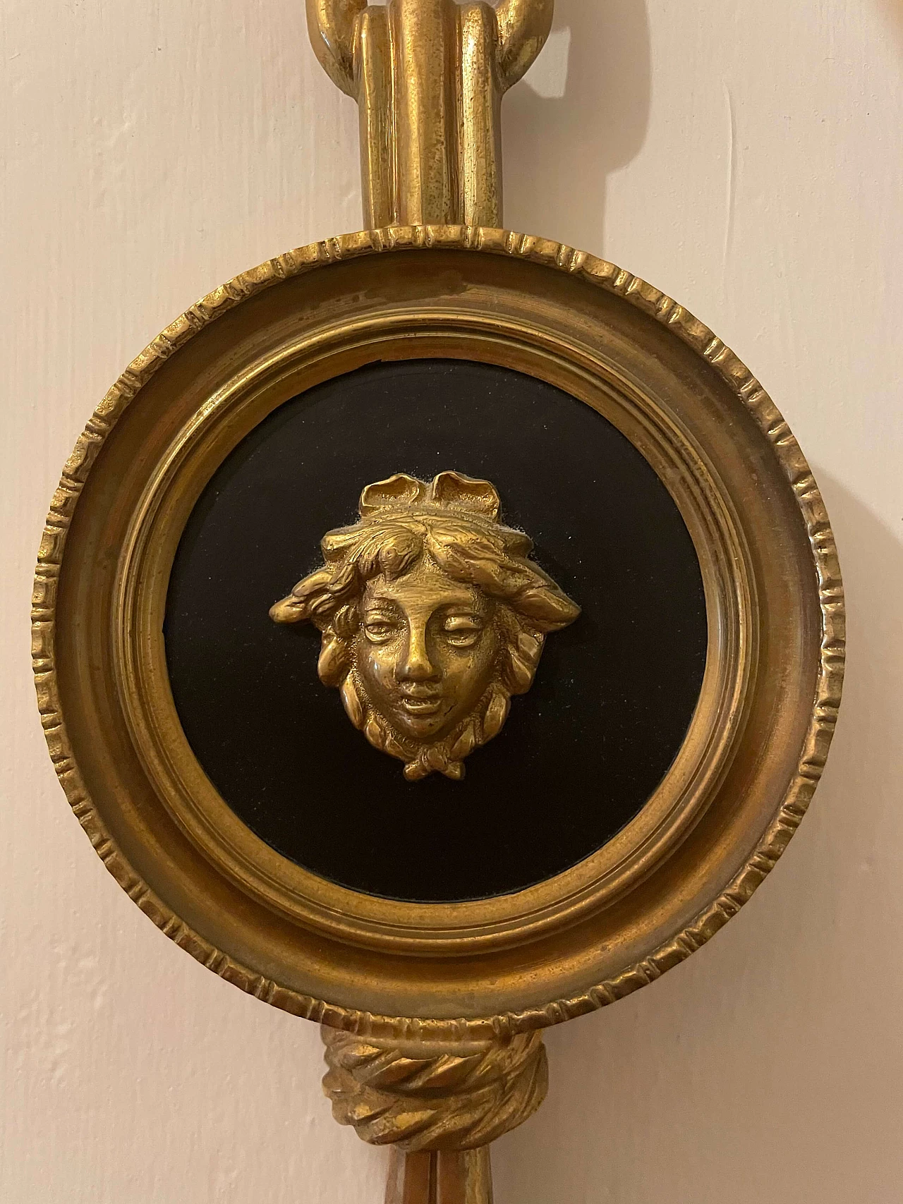 Coppia di applique in bronzo, anni '40 1383583