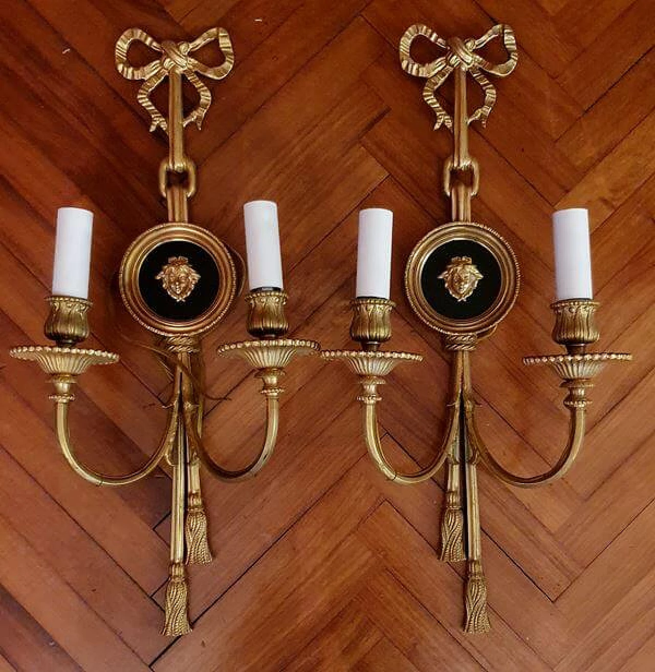 Coppia di applique in bronzo, anni '40 1383589