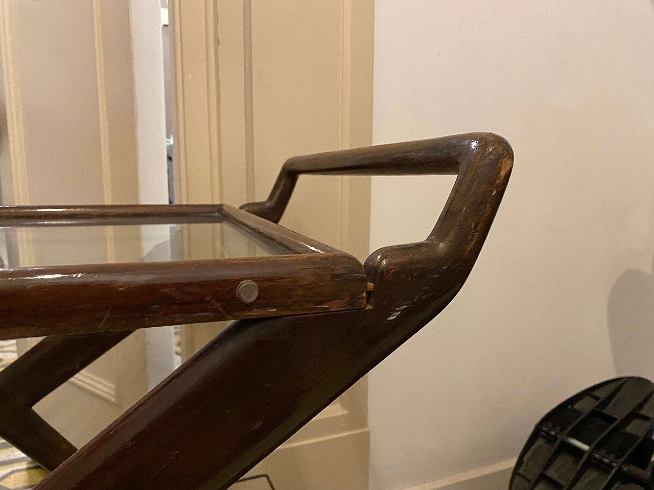 Lacquered walnut bar trolley, 1950s 1384221