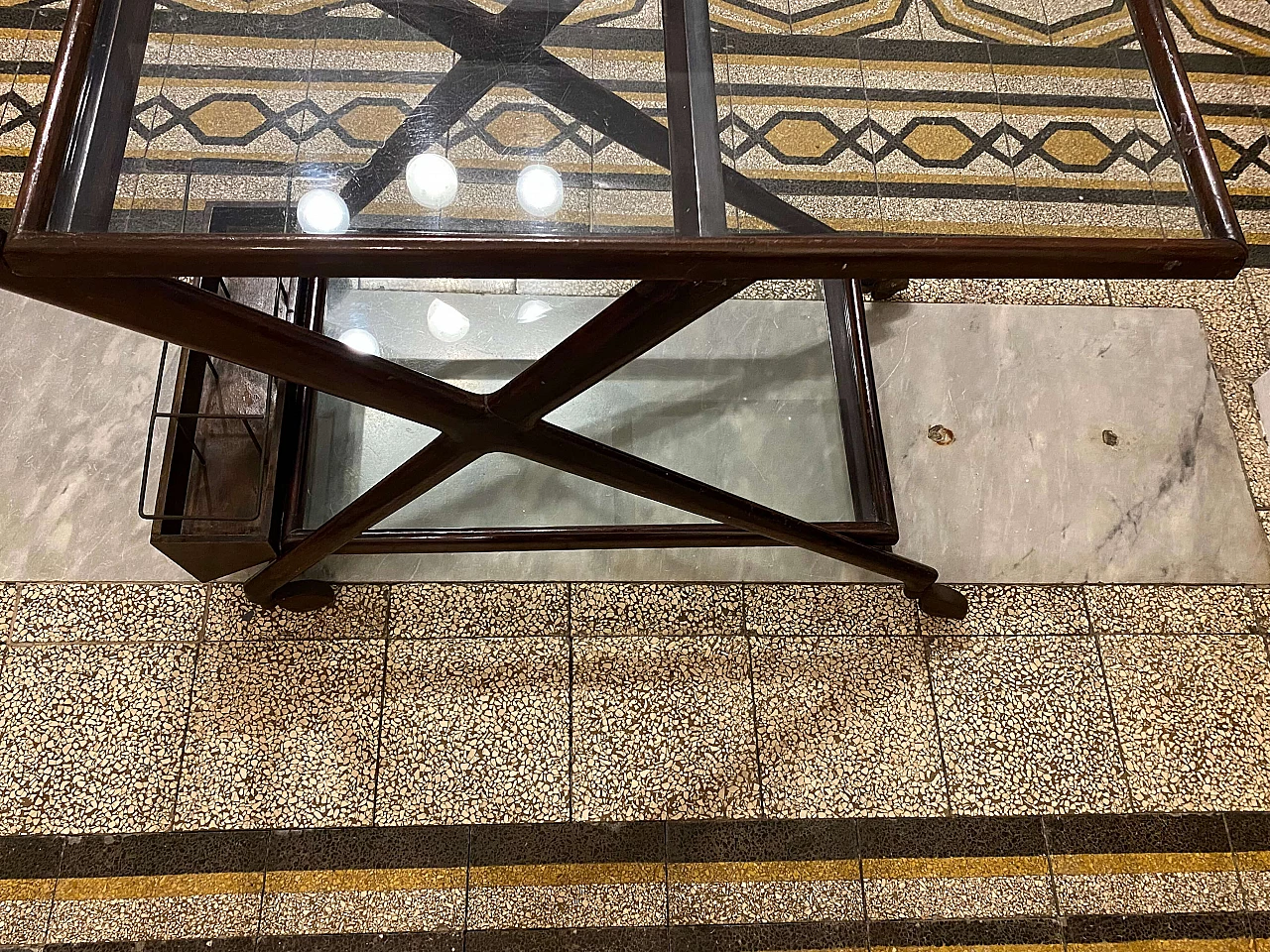 Lacquered walnut bar trolley, 1950s 1384222