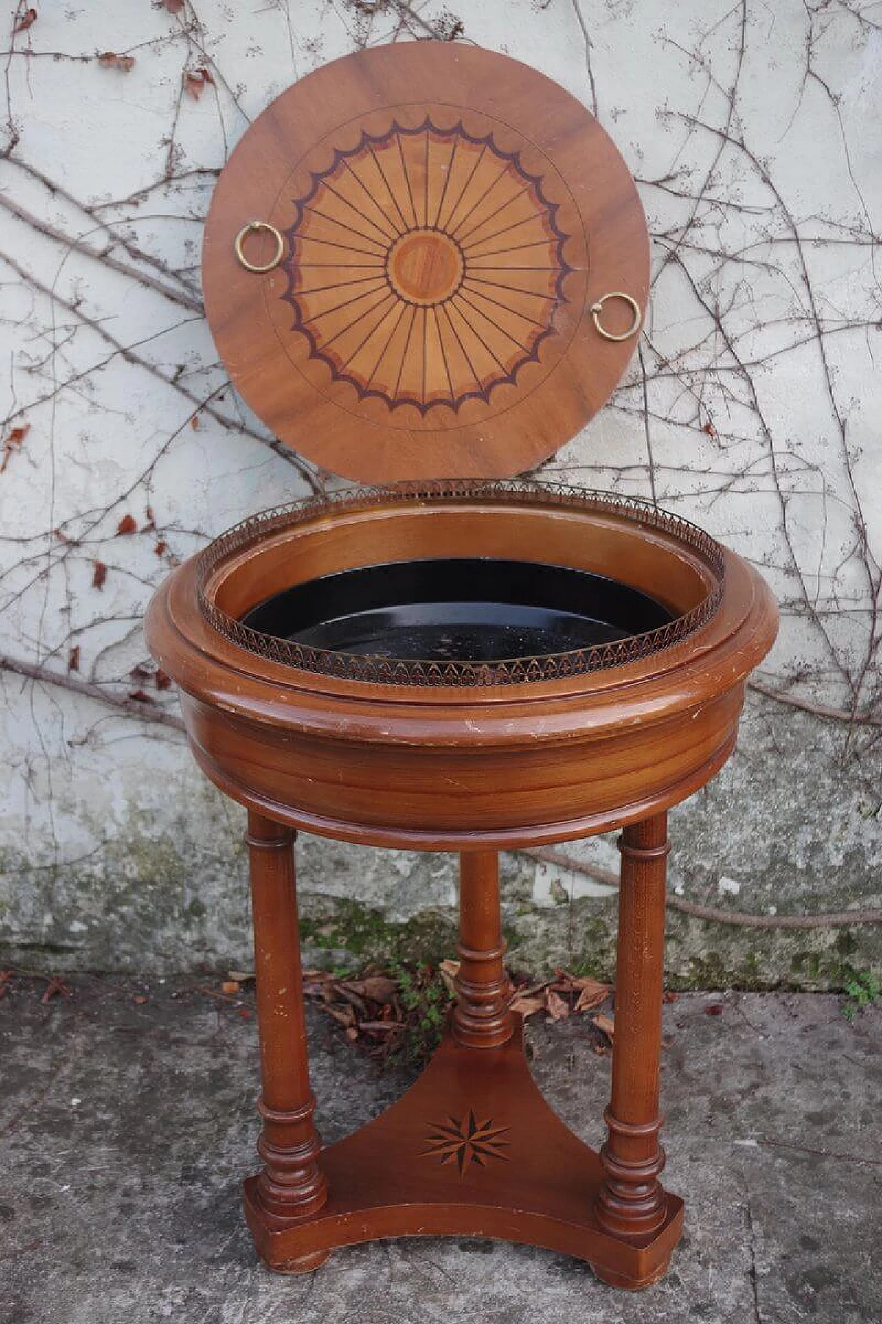 Side table and planter in wood and iron, 70s 1384601