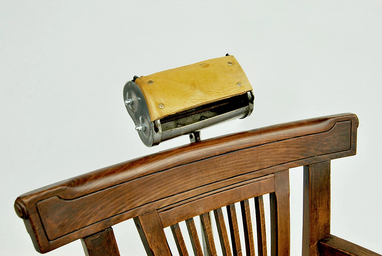 Swivel barber's chair with headrest, 1930s 1385373