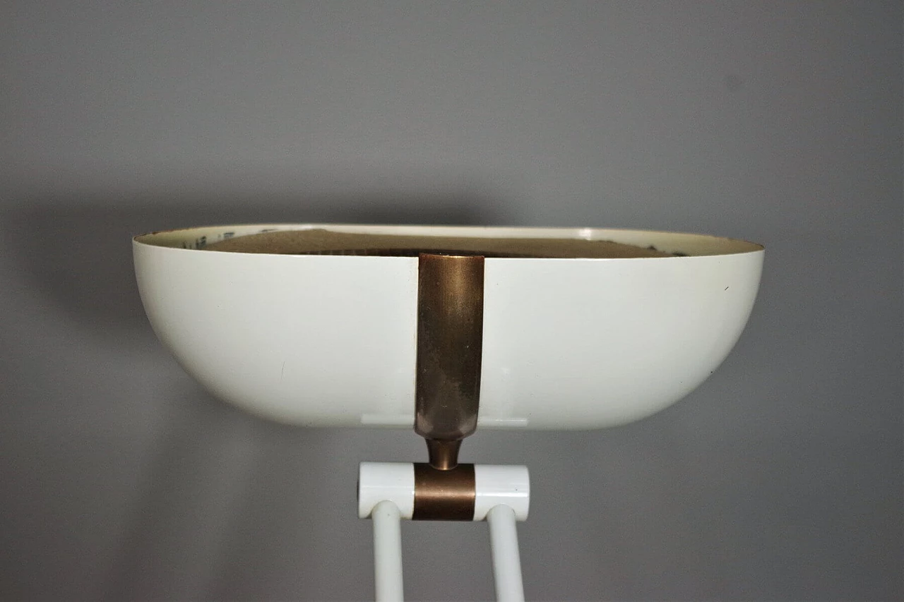 Adjustable floor lamp in lacquered iron and brass, 60s 1386571