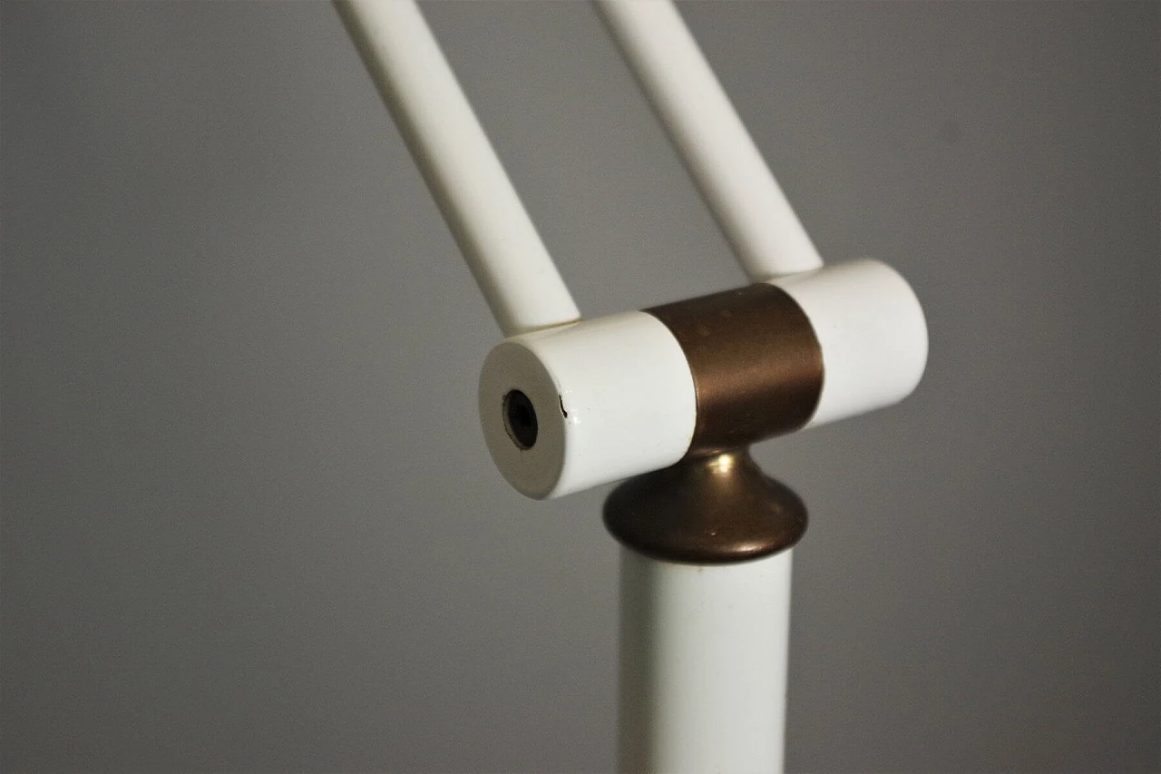 Adjustable floor lamp in lacquered iron and brass, 60s 1386575