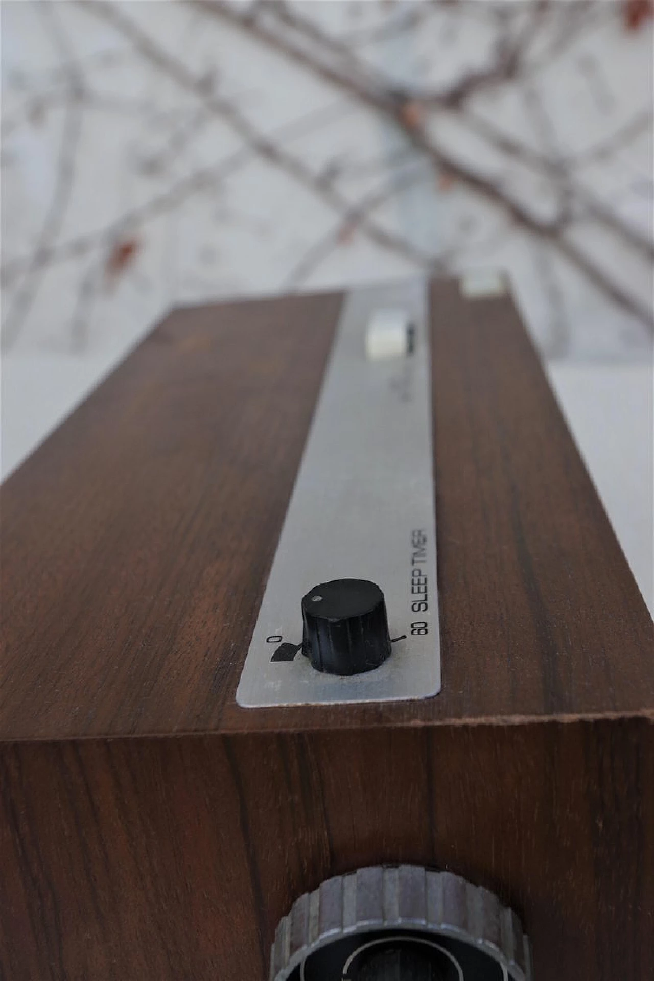 Radio alarm clock in plastic and wood by Tenko, 70s 1386610