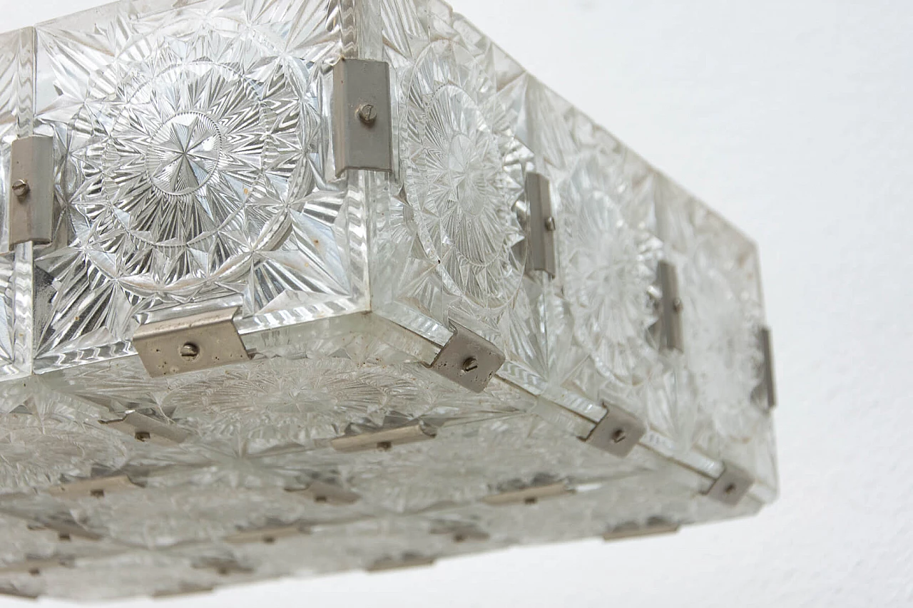 Lampada a sospensione in vetro e acciaio cromato di Kamenický Šenov, anni '70 1387245