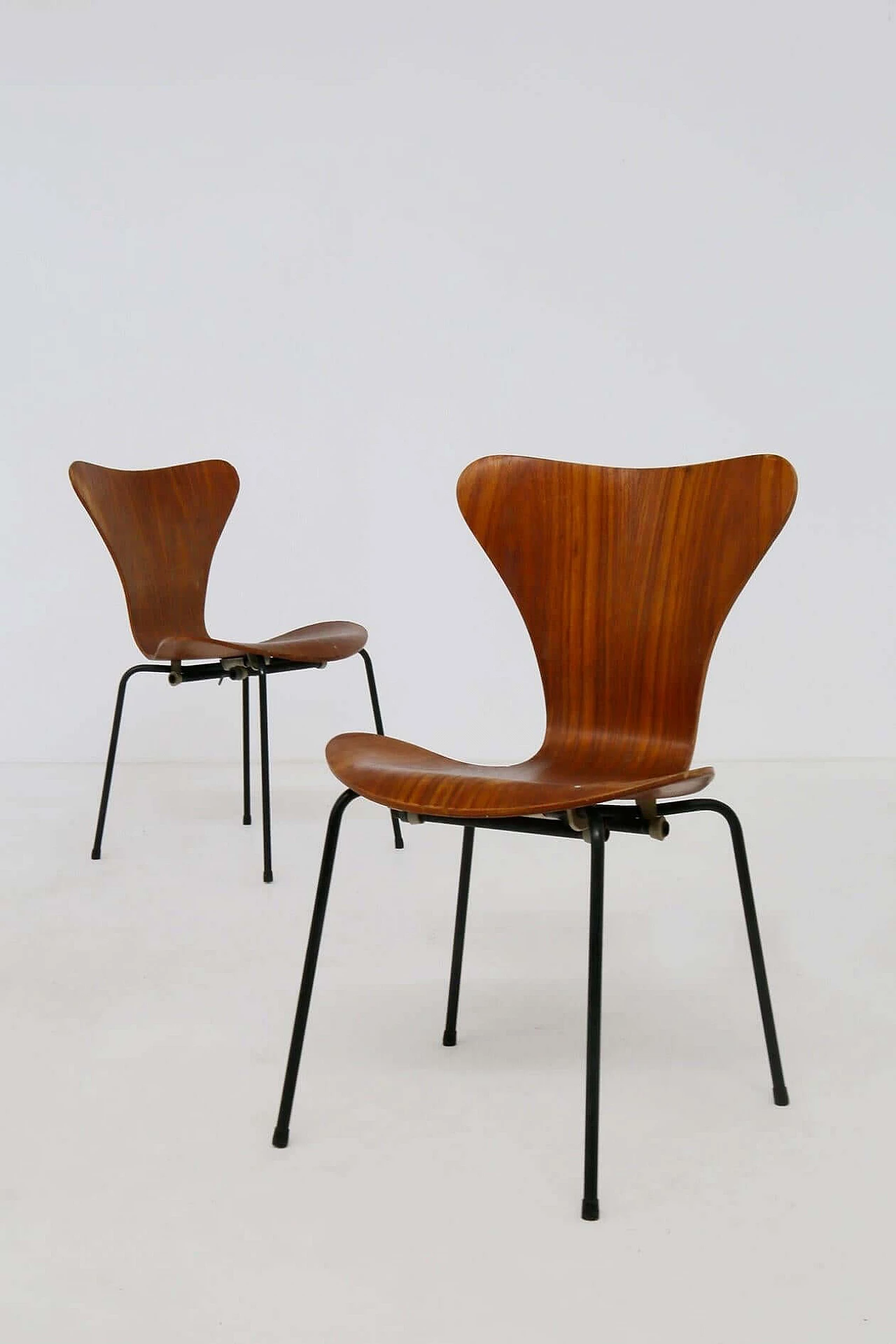 6 Sedie di Arne Jacobsen modello Butterfly per la compagnia aerea brasiliana Varig, anni '50 1387805