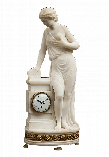 Orologio francese Napoleone III in marmo bianco statuario, '800