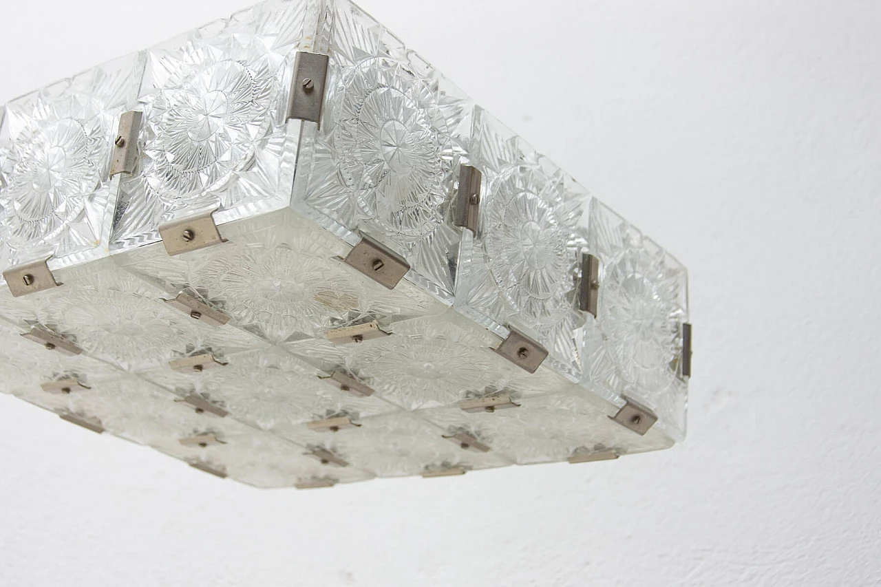 Lampada a sospensione in vetro e acciaio cromato di Kamenický Šenov, anni '70 1394547