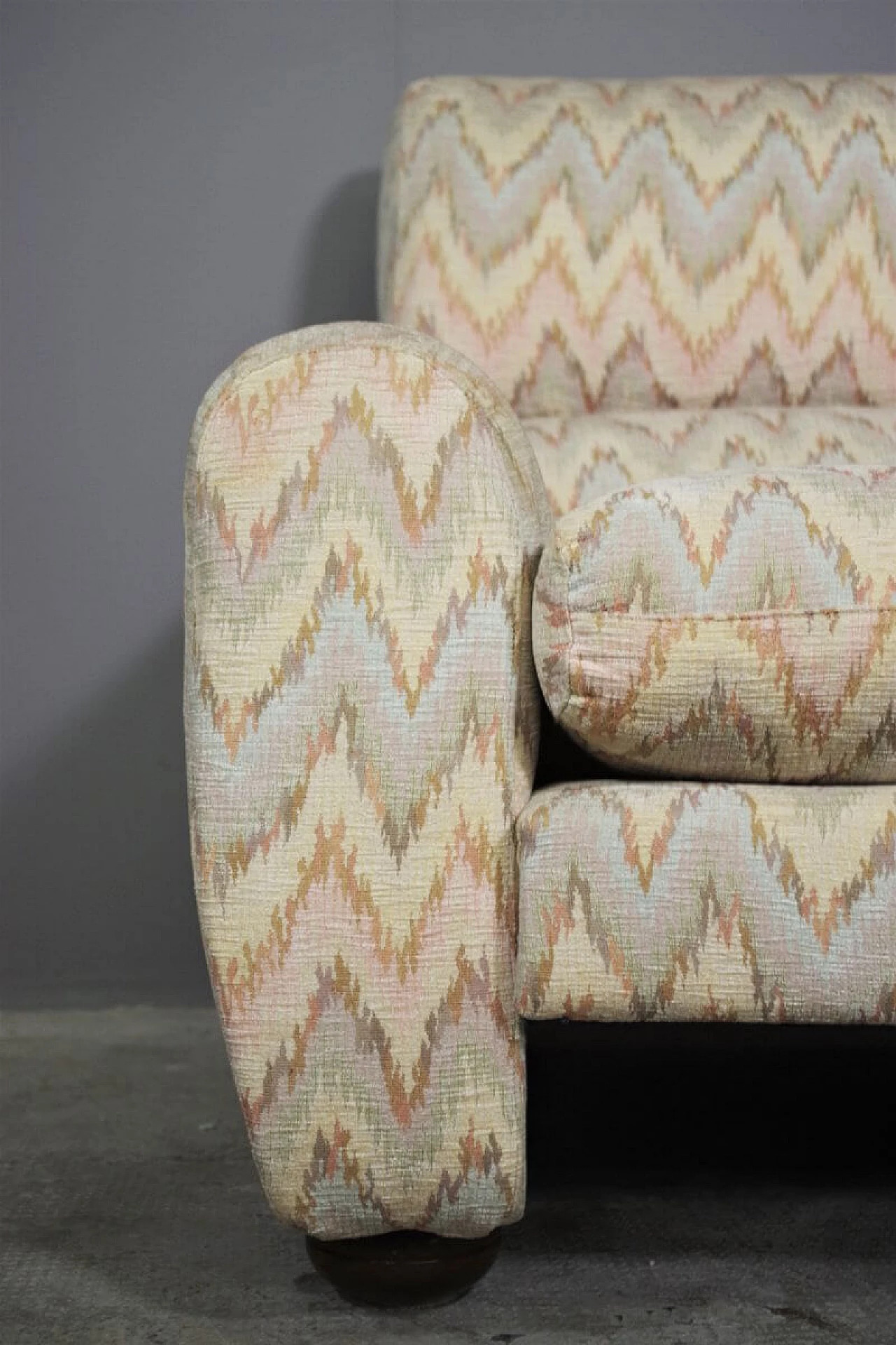 3 Armchairs with Missoni-style fabric and wooden feet, 70s 1394809