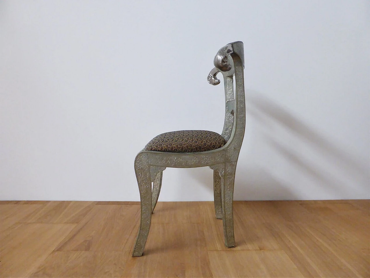 Sedia in lamina d'argento e tessuto, anni '80 1395086