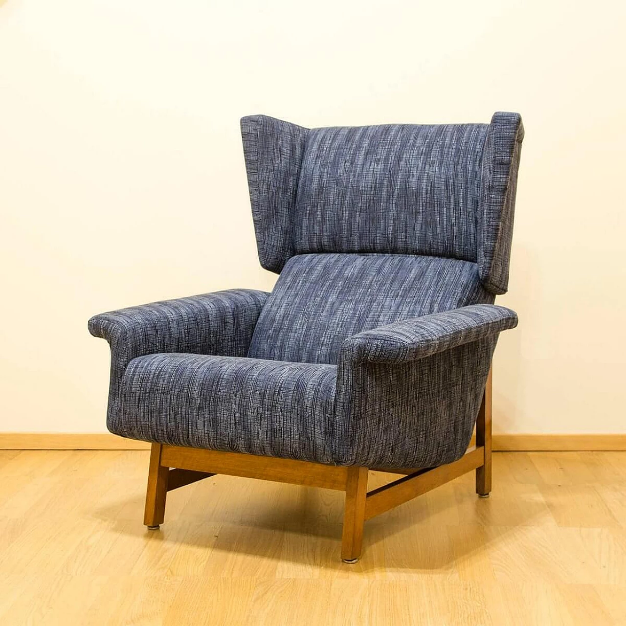 Armchair in poplar and fabric by Gianfranco Frattini, 60s 1395156