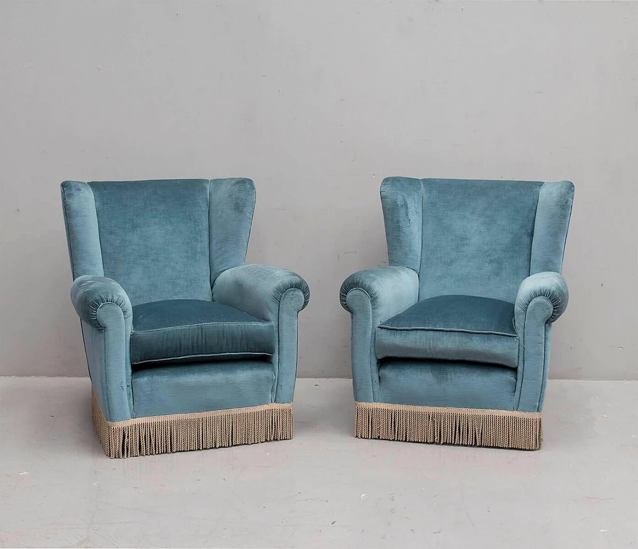 Pair of armchairs in velvet and wood, 60s 1395364