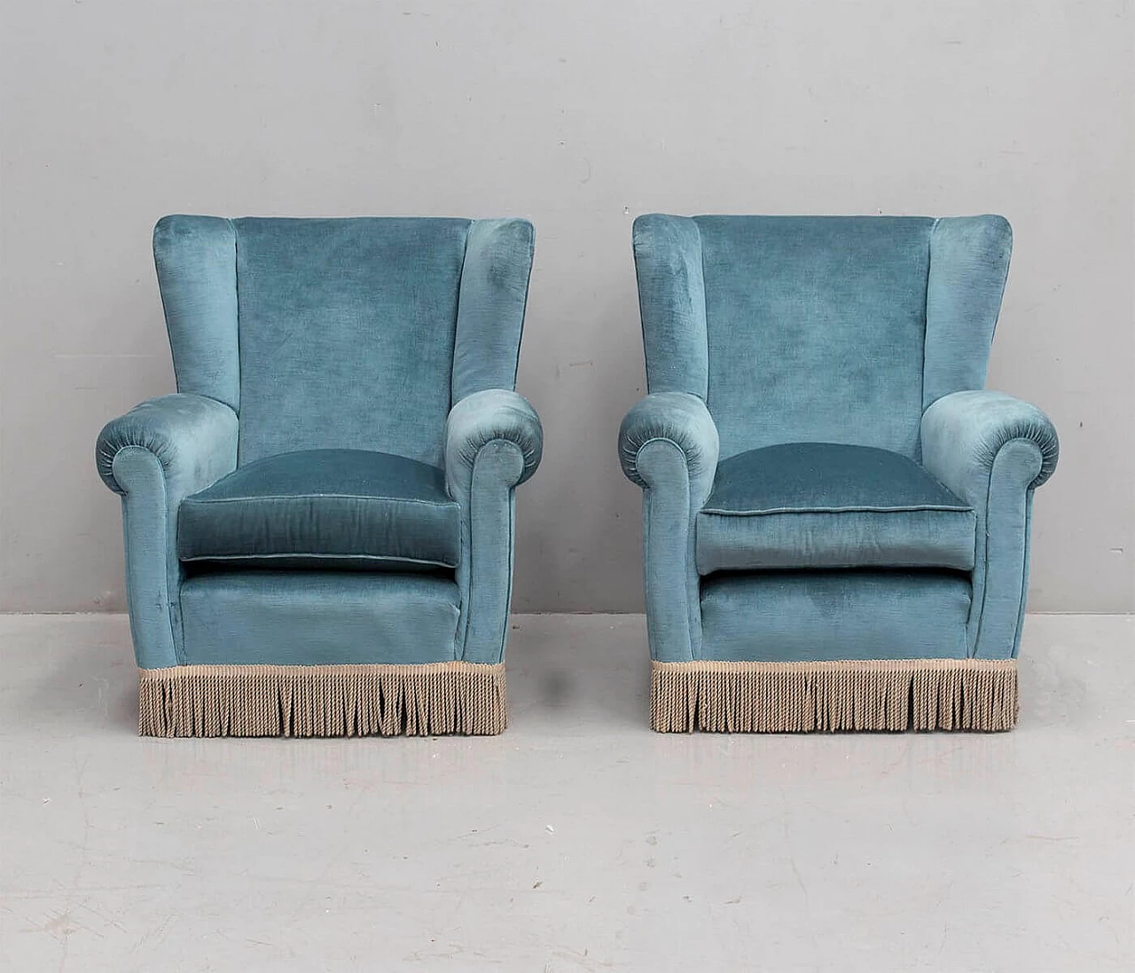 Pair of armchairs in velvet and wood, 60s 1395365