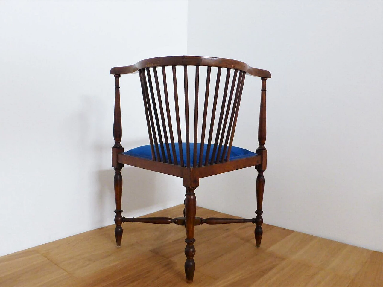 Corner chair in walnut with silk seat, 19th century 1395627